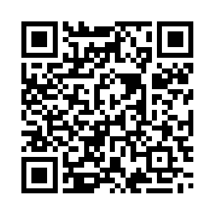 那大手全不在意的继续轰隆隆抓来二维码生成