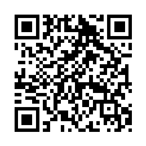 那大汉被秦洛用力一推竟然一屁股坐倒在地上二维码生成