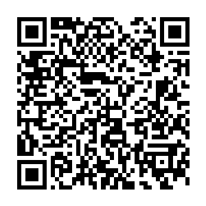 那子弹在他身前不到一米的距离时突然被一阵白光给挡了下来……二维码生成