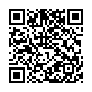 那少年俊美的让人忍不住会以为他不是人二维码生成