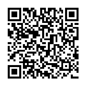 那就是仅凭着自己的双手还有肯干的精神创造出自己的财富二维码生成