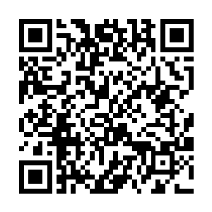 那就要一开始就考虑至少五到八间规格不同的录音室二维码生成