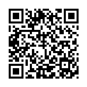 那就请公爵大人让您带来的培训师上楼吧二维码生成