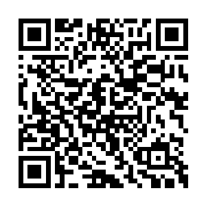 那带着火焰的男人就像气泡一样消失得无影无踪二维码生成