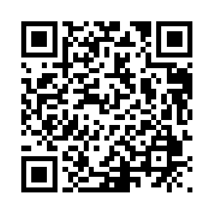 那幼崽似乎将追击小惠当成了某种好玩的游戏二维码生成