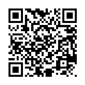 那座仙城的光芒正在汇聚成一柄柄长矛二维码生成