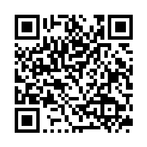 那张照片慢慢地清晰无比地展现在他的面前二维码生成