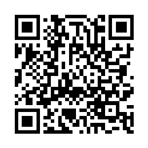 那把柴刀已经略过朱芬砸在了她家玻璃窗上二维码生成