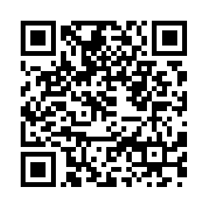 那暗淡无神的双眸似乎刻进了灵魂深处二维码生成