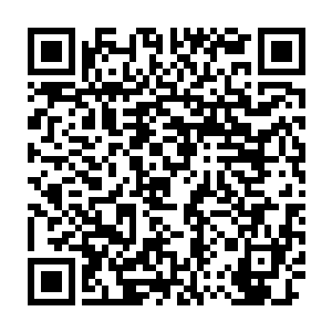 那深深嵌入了那黑色石人塌陷胸腔中的金光也终于出现在了众人的眼前二维码生成