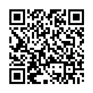 那炼雀柱的上面也出现了一个漆黑的大门二维码生成