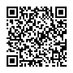 那破阵之人索性一不做二不休左手执刀右手执剑就砍了下去二维码生成