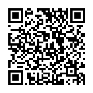 那种淡然却沉重的绝望夹杂在大提琴浑厚的弦音之中二维码生成