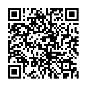 那种让所有一切都超脱了原本意义的紧张感凝固了所有空气二维码生成