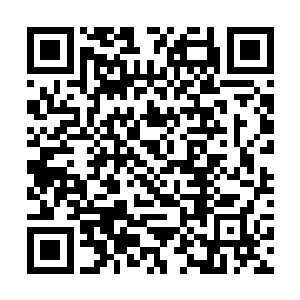 那空间之中的特殊能量也从三个人的身体之中穿进去二维码生成
