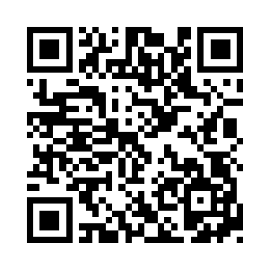 那苏林所在的铁皮人也是在地上写起了大字二维码生成