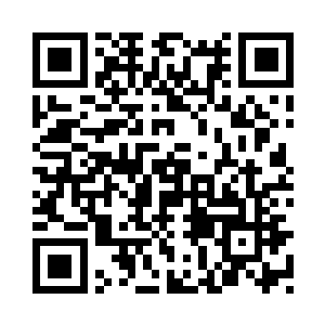 那辆大卡车因为撞在维修的道路上二维码生成