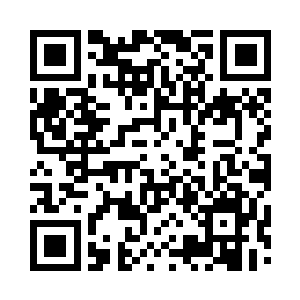 那里已经没有了她恶作剧一样留下的巴掌印二维码生成