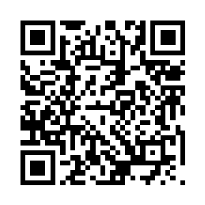 那黑色棺材开始了缓缓朝着湖边移动去了二维码生成