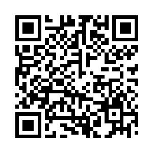 邪皇圣者的身体和面容没有发生太大的变化二维码生成