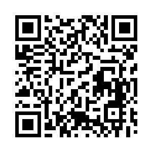 邵华躺在病床上一脸紧张地看着秋语千二维码生成