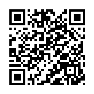 邵铭清已经将两个也软倒的仆妇推到摆好二维码生成