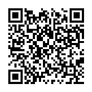 郭嘉看到一个长的十分英俊的男人正在对自己说话二维码生成