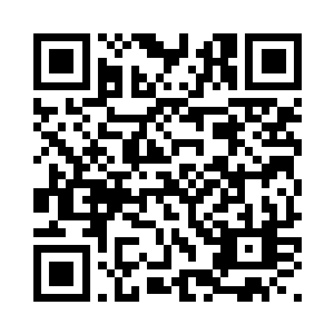 都不明白他为何一动不动地站在那二维码生成