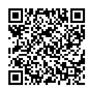 都喷出了巨大的水柱在攻击旁边几乎是紧靠着的另外两艘船二维码生成