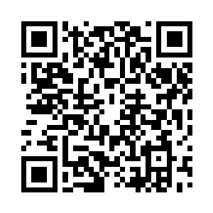 都很羡慕荣光可以在自家院子里修个足球场二维码生成