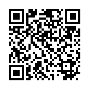 释羽薰跟着辰玺来到千华苑门口时还在纳闷二维码生成