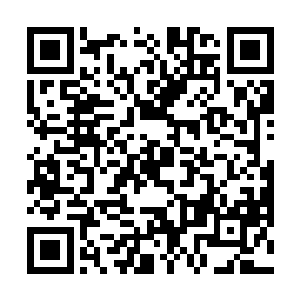 里克的脑海里平白无故就想起雨果数次捉弄记者的画面二维码生成