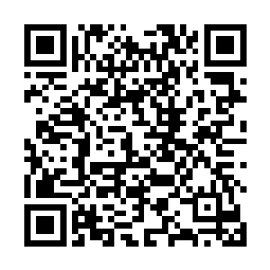 里面被绑的三位三联会的大佬也被嘴巴用胶带封了起来二维码生成