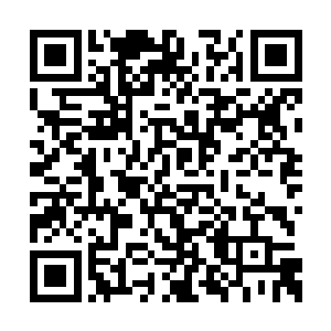 重重的砸在了混沌钟所凝聚出来的青铜虚影之上二维码生成
