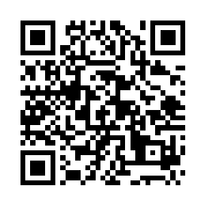 重阳精致的双手捧着碎裂的大板斧鲜血淋漓二维码生成