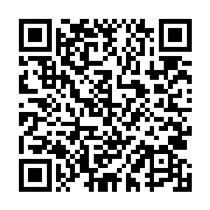 金泰熙明显的就感觉到了有那么一些控制不住自己的情绪二维码生成