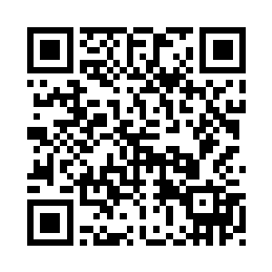 金色巨蟒手枪甩了两个漂亮的枪花二维码生成