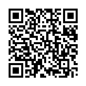 钟俊宇并没有理会警察们的那些喝斥二维码生成