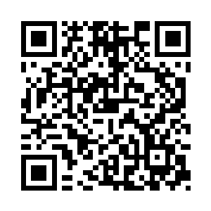 钟家三老爷很是痛快的选择了第二条二维码生成