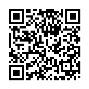 钟家三老爷那脸黑得闻春意根本是扫一眼后二维码生成