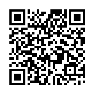 钟校长带着校领导们在操场上坐镇维持秩序二维码生成