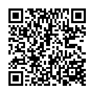 钢筋混凝土的塔台显然不能抵抗威力巨大的高爆火箭弹二维码生成