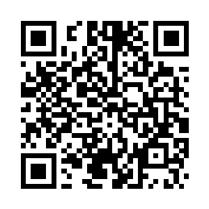 铁塔的动作自然吸引了这里的所有人二维码生成