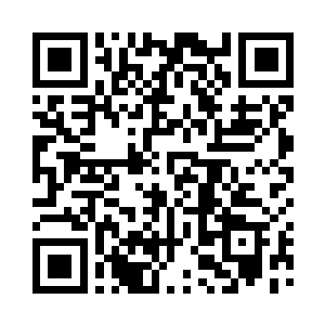 银幕上出现的另一个特工为观众做出了解释二维码生成