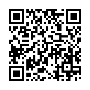 银签子上插着的一块白桃差点滑到衣裳上二维码生成