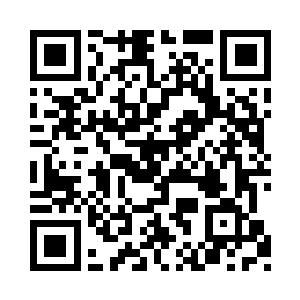 锋利枪头狠狠扎进了一只体型巨大的蝎子体内二维码生成