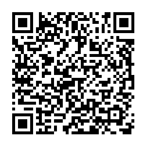 锋利的匕首划过金属面具表面的那刺耳的摩擦声果然让女人一下子闭上了嘴二维码生成