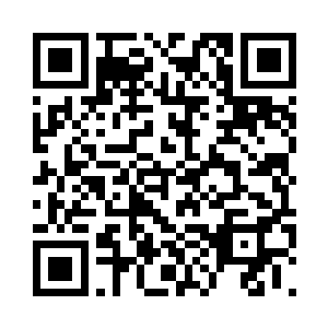 锯齿般的波纹和尖锐的噪音统统褪去二维码生成
