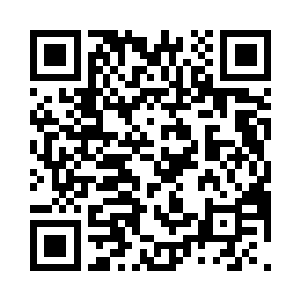 长孙烨玄眼睛目越过洛悠悠目视着前方二维码生成