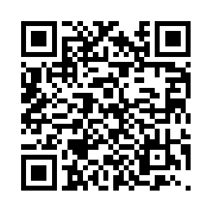 长老看到家主手中的遥控器先是一愣二维码生成